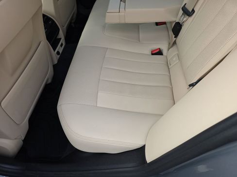 Used 2023 BMW 530i xDrive w/ Convenience Package image 18