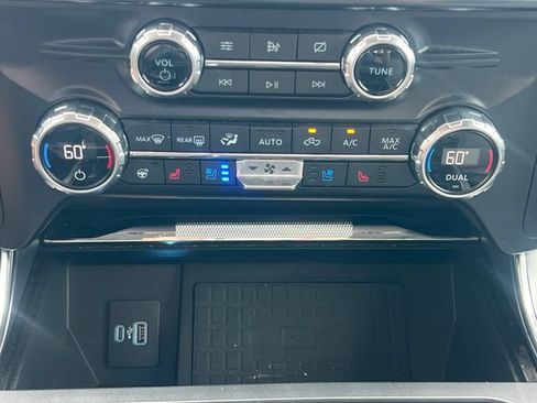 Used 2021 Ford F150 Limited AWD/4WD image 25