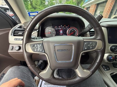Used 2015 GMC Yukon XL Denali w/ Touring Package AWD/4WD image 12