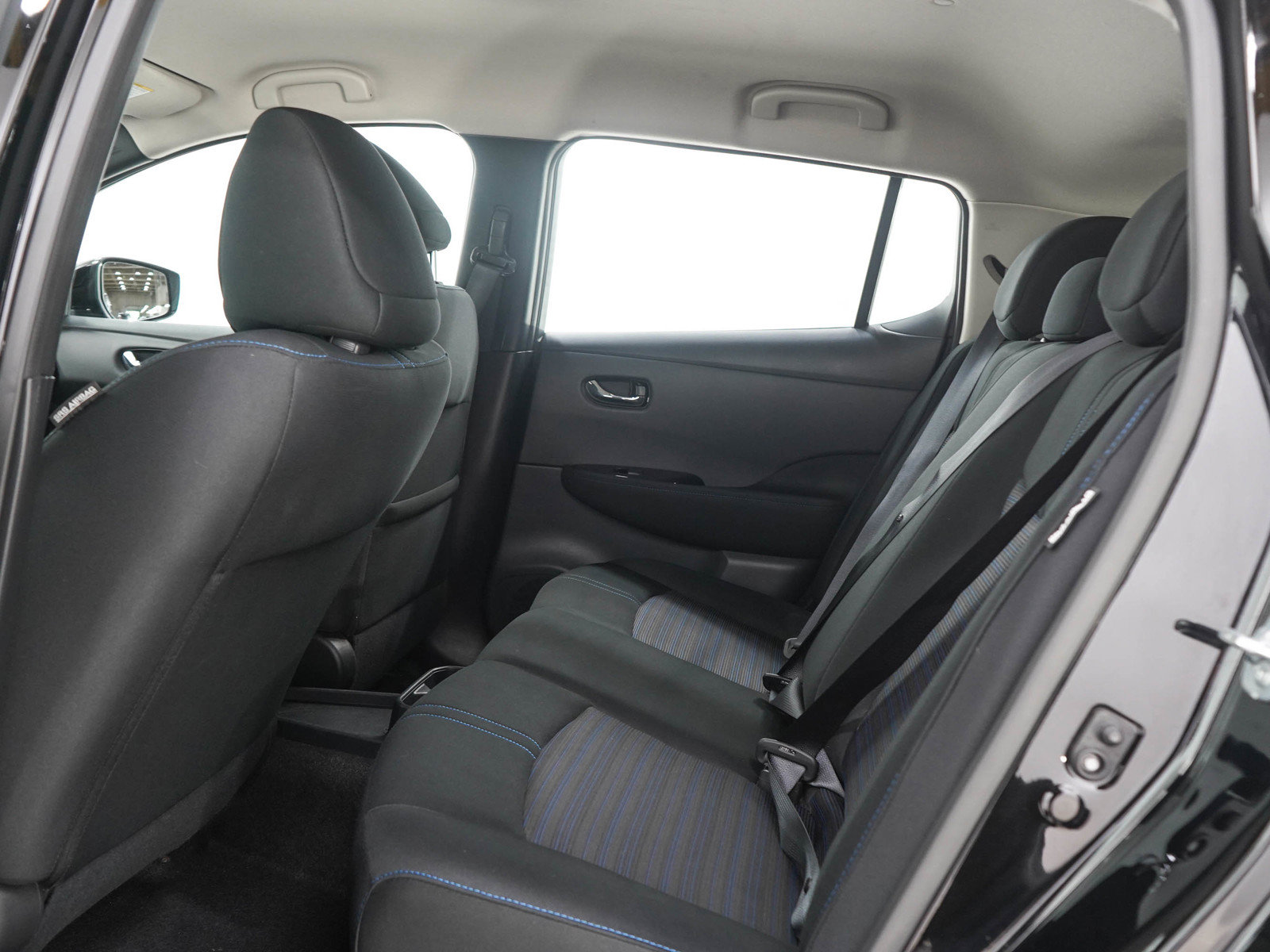 Used 2025 Nissan Leaf SV Plus FWD image 15
