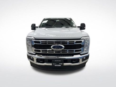 Used 2024 Ford F250 XLT image 9