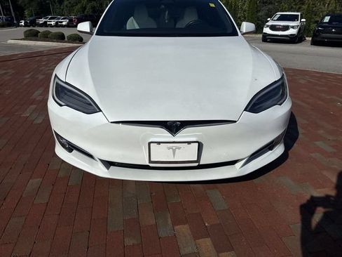 Used 2019 Tesla Model S Long Range AWD/4WD image 22
