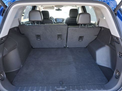 Used 2023 GMC Terrain SLT AWD/4WD image 26