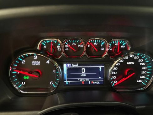 Used 2017 Chevrolet Silverado 1500 LT w/ All Star Edition AWD/4WD image 11