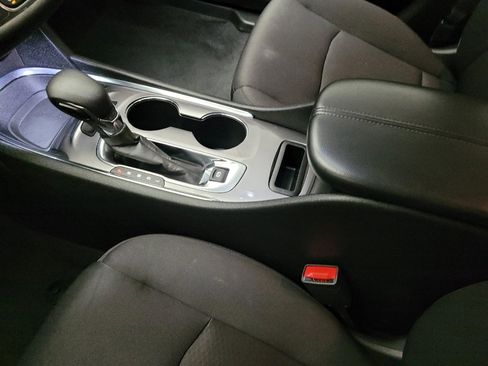 Used 2023 Chevrolet Malibu LT FWD image 26