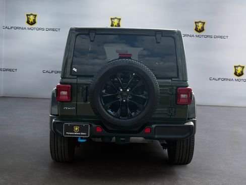 Used 2023 Jeep Wrangler Sahara w/ Cold Weather Group image 4