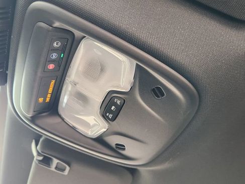 Used 2024 Chevrolet Colorado LT w/ LT Convenience Package II RWD image 25