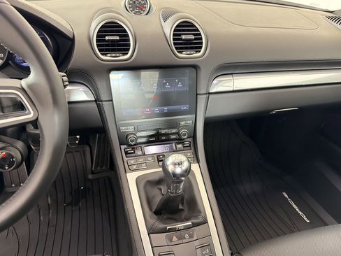Certified 2025 Porsche 718 Cayman GTS RWD image 26