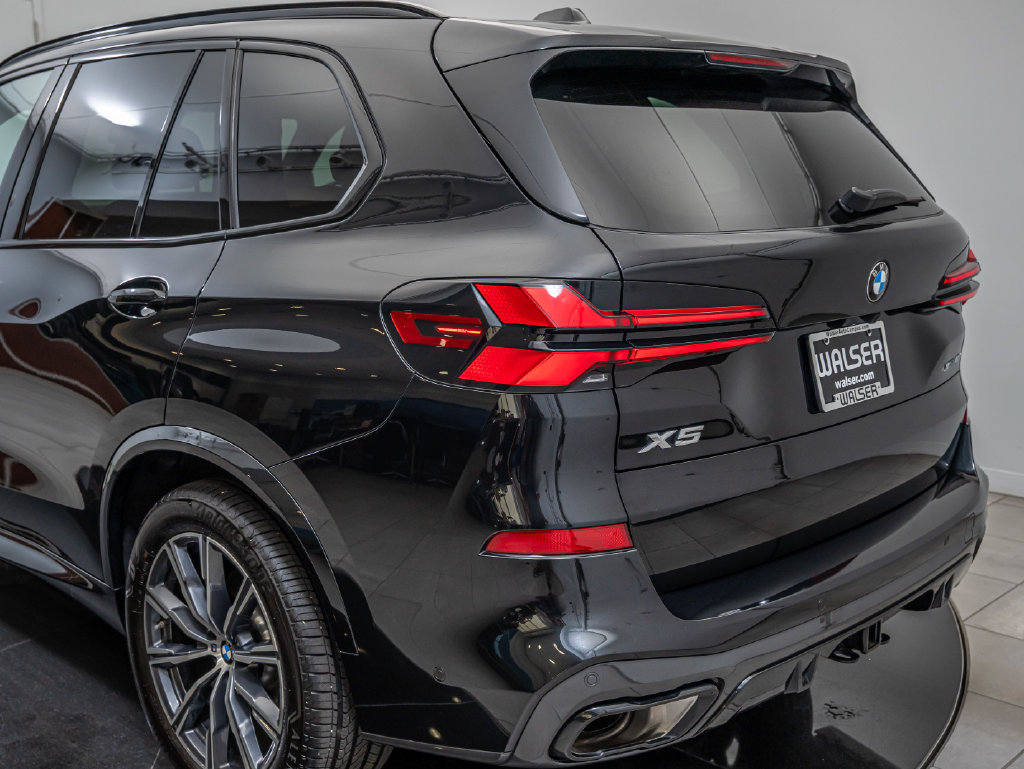 Used 2026 BMW X5 xDrive40i w/ M Sport Package AWD/4WD image 19