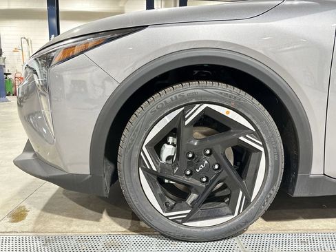 New 2025 Kia K4 EX image 18