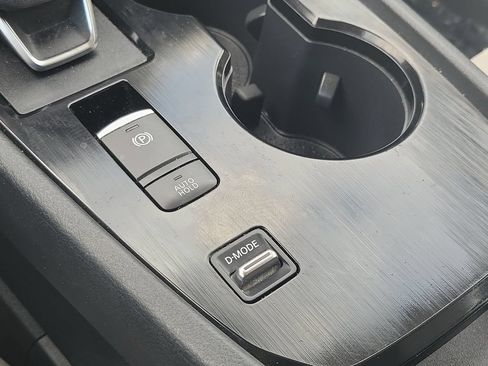 Certified 2022 Nissan Rogue SV FWD image 25