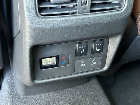 New 2026 Nissan Rogue Platinum image 12