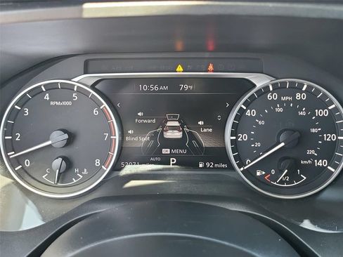 Used 2024 Nissan Rogue SV AWD/4WD image 3