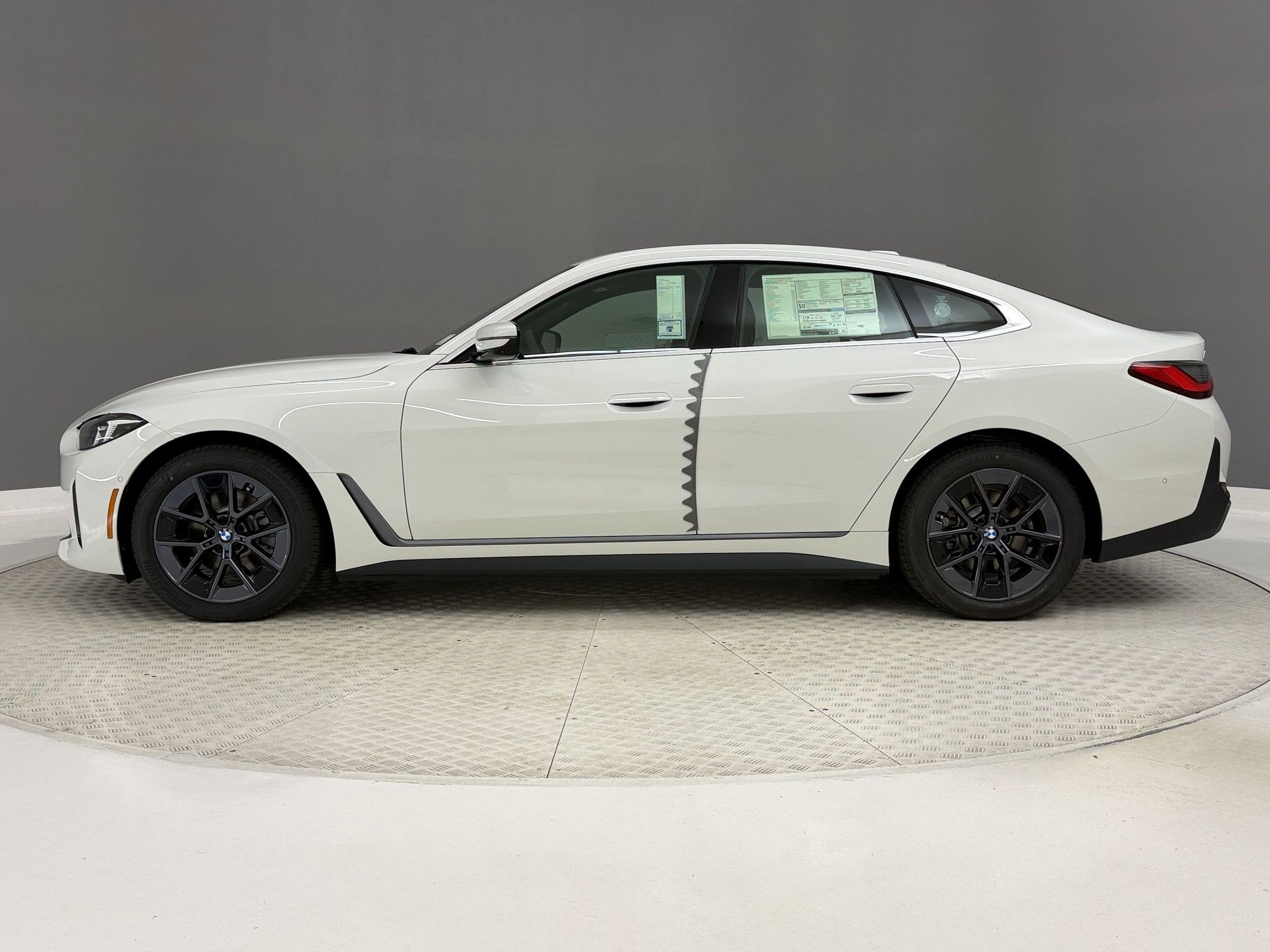 New 2026 BMW i4 eDrive40 w/ Parking Assistance Package RWD image 2