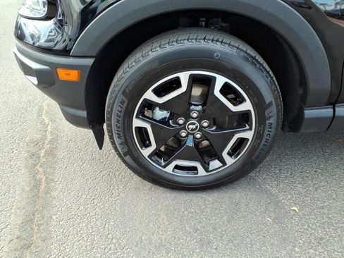 Certified 2024 Ford Bronco Sport Outer Banks AWD/4WD image 9