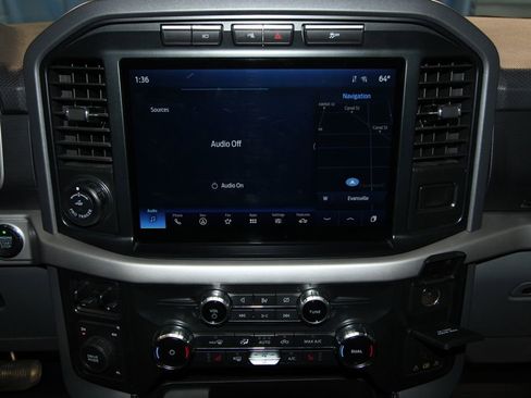 Used 2022 Ford F150 XLT w/ Equipment Group 302A High image 17