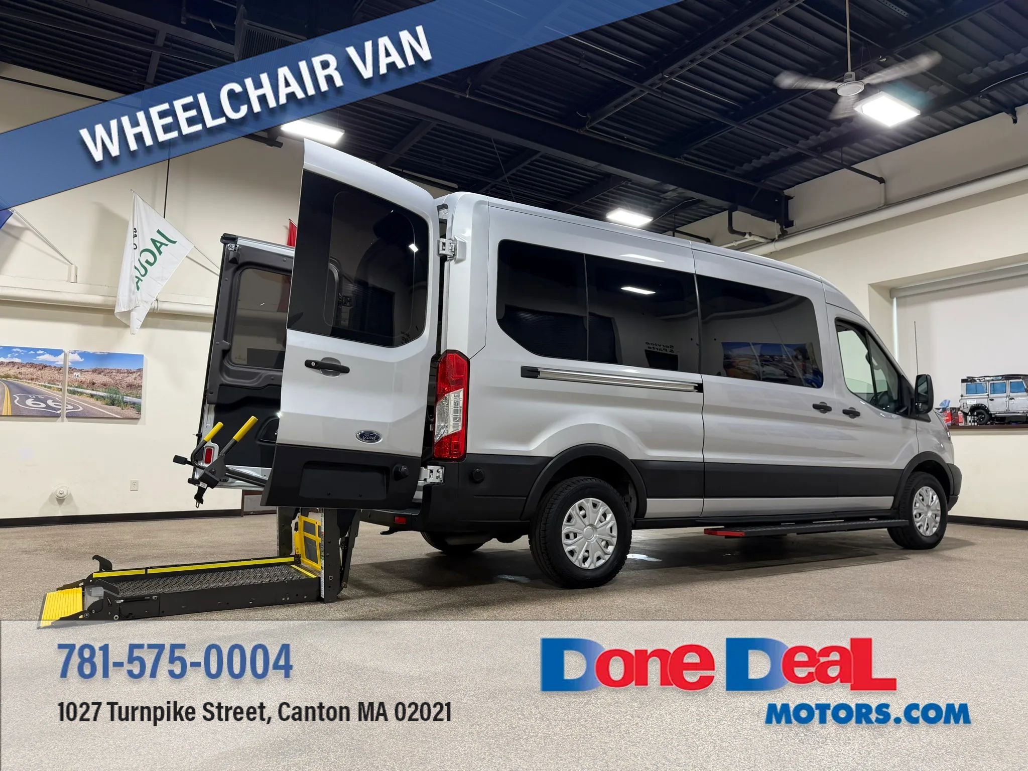 Used 2019 Ford Transit 250 148 Medium Roof RWD image 1