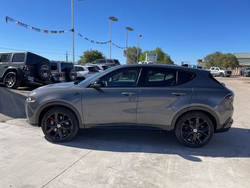 Certified 2024 Dodge Hornet R/T Plus AWD/4WD image 2
