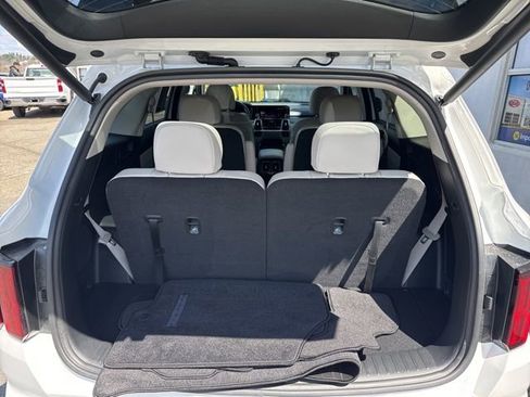 Certified 2023 Kia Sorento SX Prestige image 27