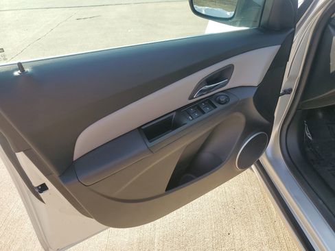 Used 2012 Chevrolet Cruze LT image 26