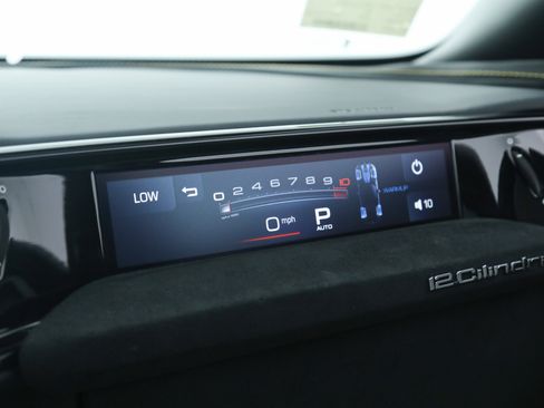 Certified 2025 Ferrari 12Cilindri RWD image 59
