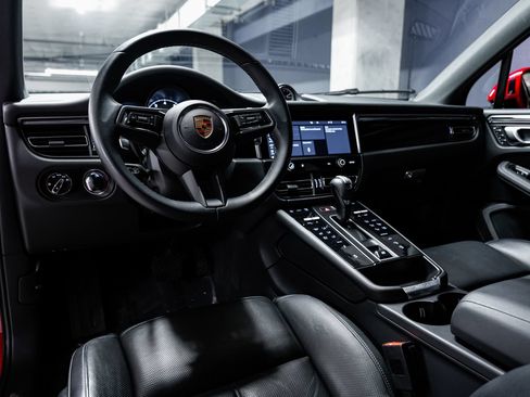 Used 2023 Porsche Macan S w/ Premium Package Plus AWD/4WD image 9