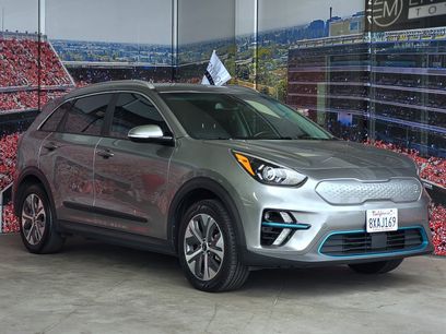 Used 2022 Kia Niro EX