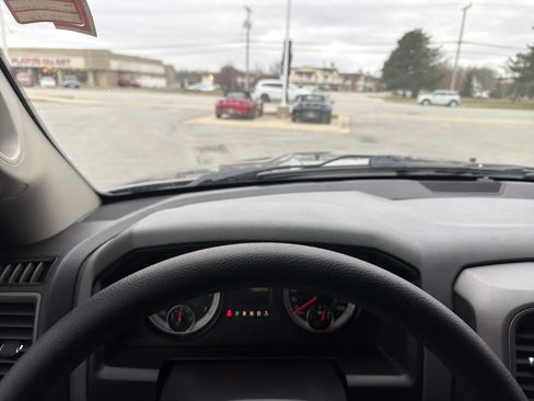 Used 2019 RAM 1500 Express image 26