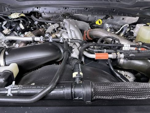 Used 2024 Ford F450 Limited AWD/4WD image 31
