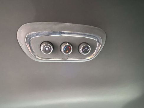 Used 2018 Dodge Durango SXT w/ Quick Order Package 2BB image 12