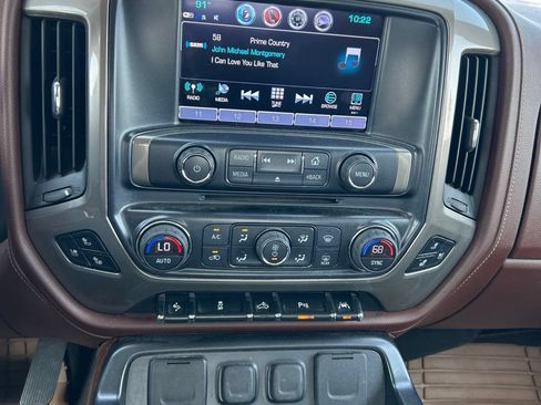 Used 2017 Chevrolet Silverado 1500 High Country AWD/4WD image 17