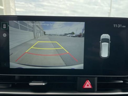 Used 2026 Kia Carnival FWD image 17