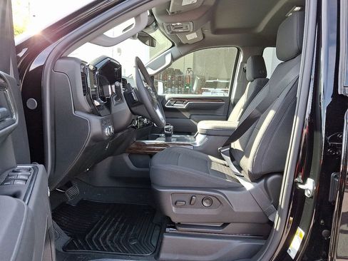 New 2025 GMC Sierra 1500 Elevation w/ Preferred Package image 6