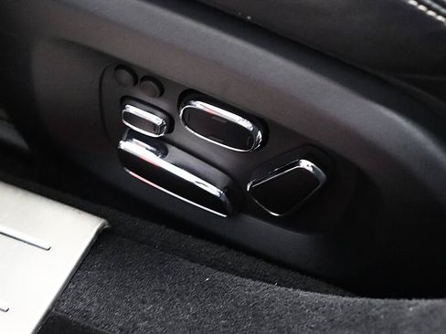 Used 2015 Jaguar XJ L Portfolio RWD image 48