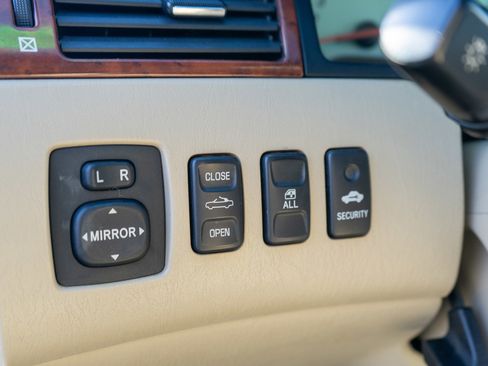 Used 2006 Toyota Solara SE image 15