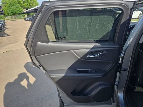 Used 2025 Chevrolet Blazer LT AWD/4WD image 24
