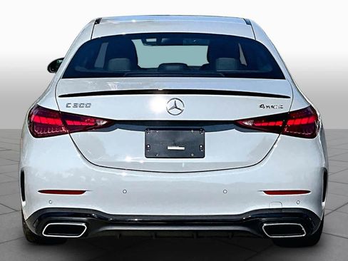 Used 2025 Mercedes-Benz C 300 4MATIC Sedan image 5