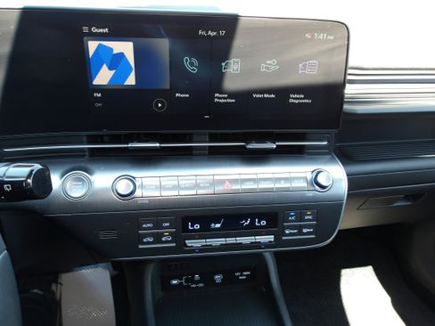 Certified 2025 Hyundai Kona SEL image 17