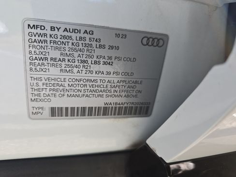 Used 2024 Audi SQ5 Premium Plus w/ Premium Plus Package AWD/4WD image 32