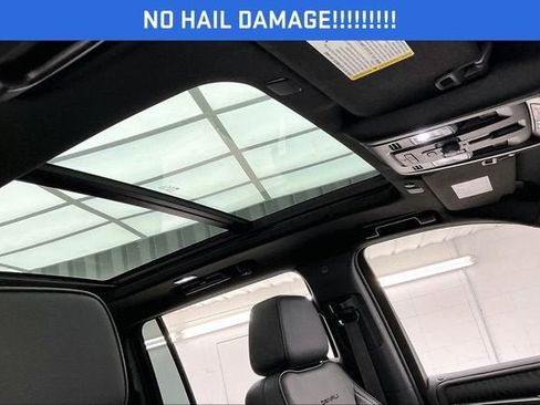 Used 2022 GMC Yukon XL Denali AWD/4WD image 13