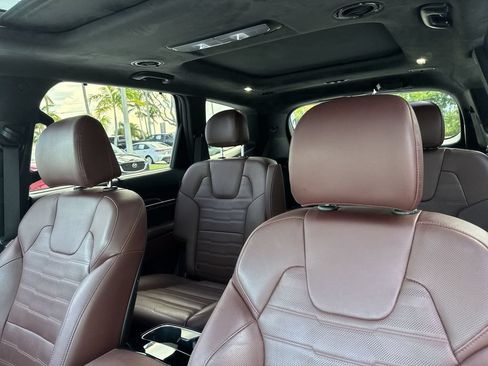 Used 2023 Kia Telluride SX Prestige AWD/4WD image 43