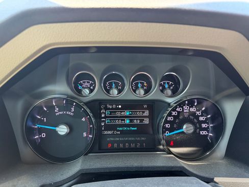 Used 2015 Ford F350 Lariat image 14