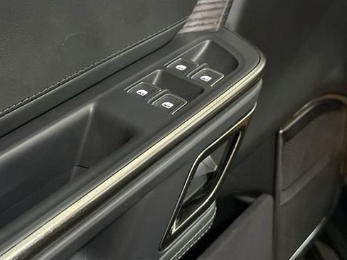 Used 2023 Rivian R1T Adventure AWD/4WD image 18