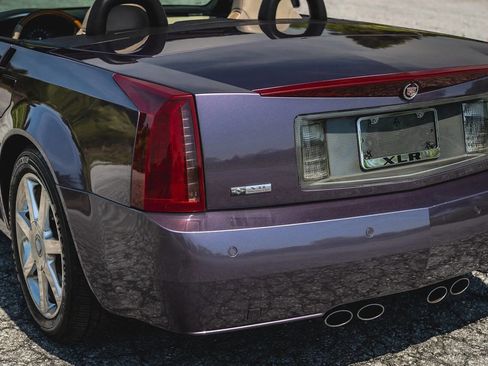 Used 2004 Cadillac XLR image 59