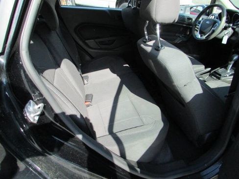 Used 2019 Ford Fiesta SE w/ Equipment Group 201A FWD image 9