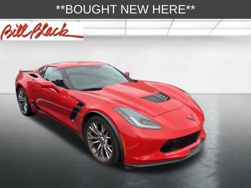 Used 2015 Chevrolet Corvette Z06 w/ 2LZ Preferred Equipment Group RWD image 3