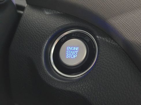 Used 2018 Hyundai Santa Fe SE w/ SE Ultimate Tech Package 03 image 18