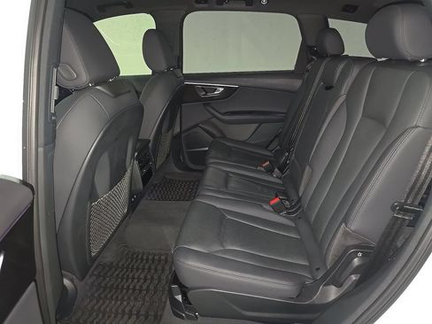 Used 2021 Audi Q7 3.0T Prestige w/ Prestige Package AWD/4WD image 4