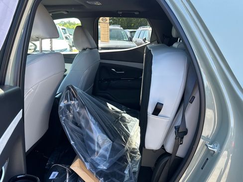 New 2025 Hyundai Santa Cruz SEL image 15