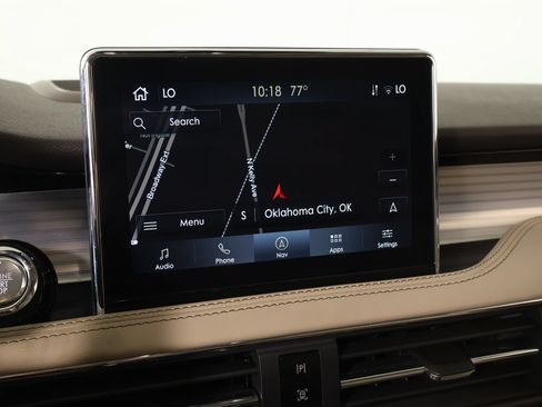Used 2022 Lincoln Corsair AWD w/ Premium Package image 7